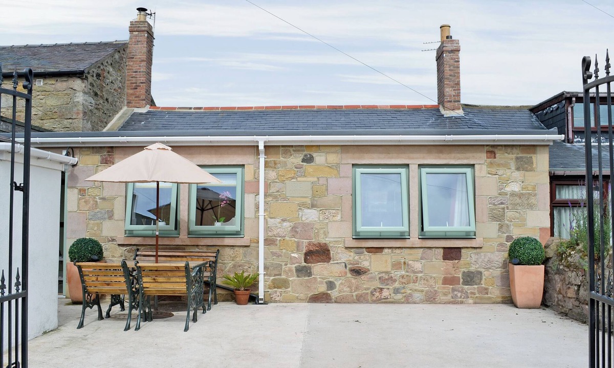 Seahouses Cottage | 2 bedroom accommodation in Seahouses