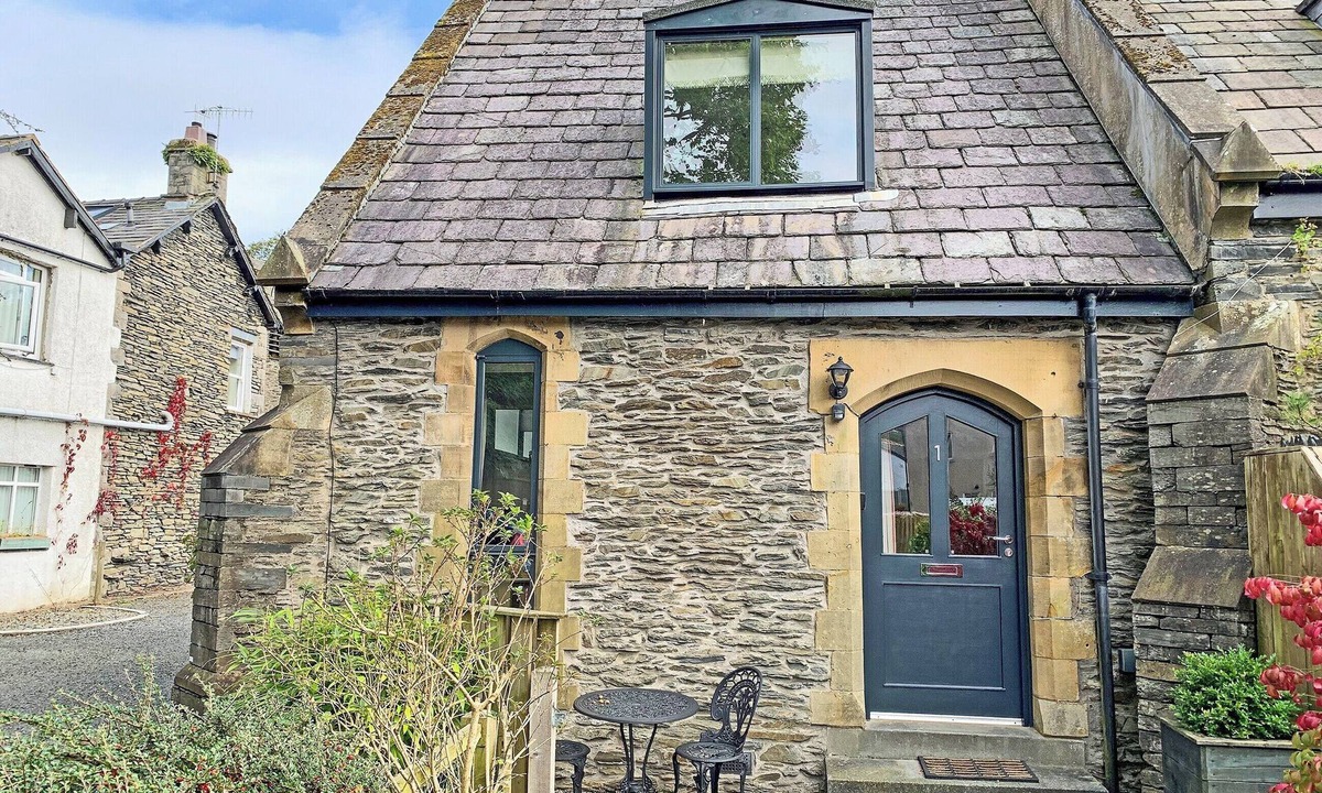 Staveley Cottage | 2 bedroom accommodation in Staveley