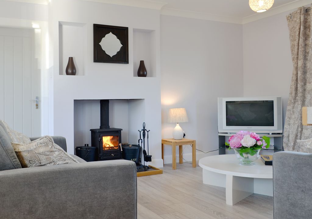 Waternish Cabin | 2 bedroom accommodation in Milovaig, Glendale