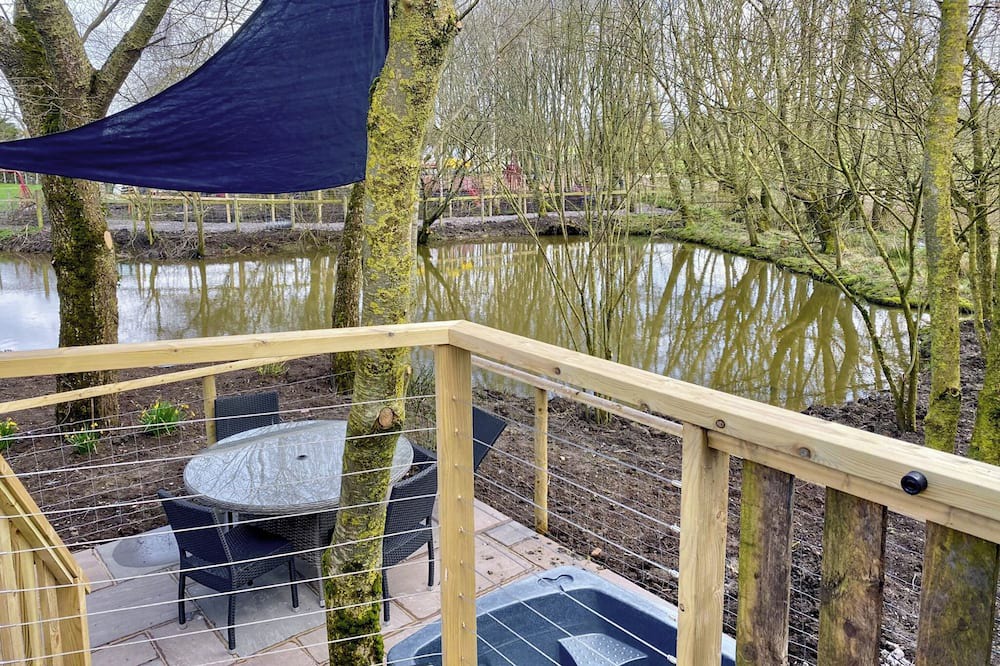 Dilton Marsh Ski Chalet | 2 bedroom accommodation in Westbury