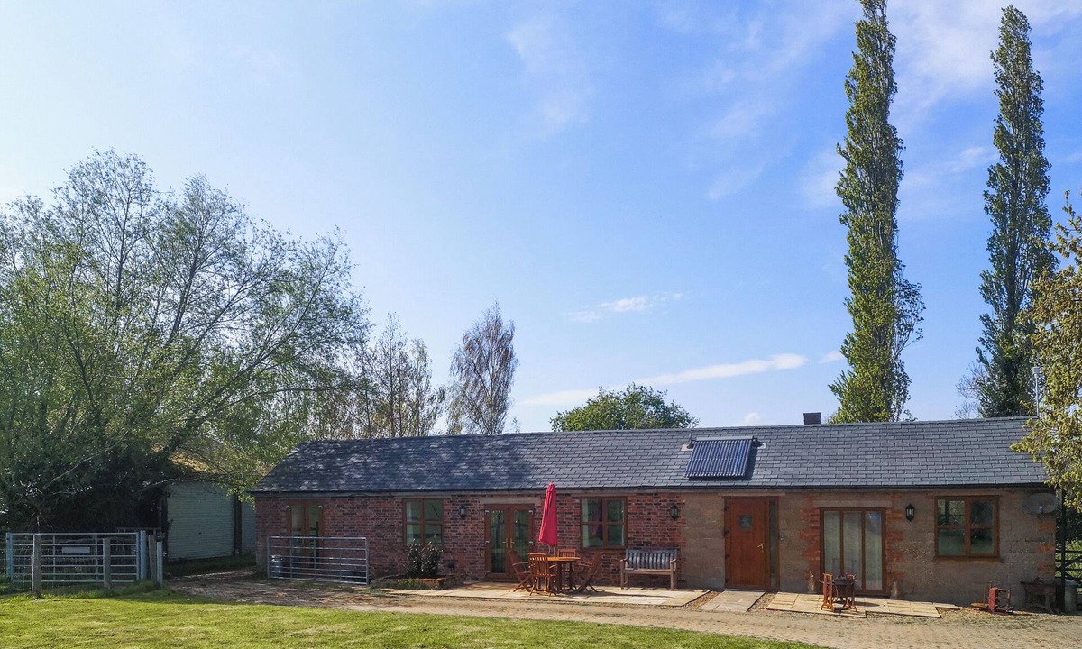 Woodchurch Cottage | 2 bedroom accommodation in Ashford
