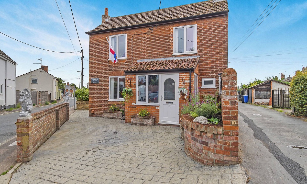 Beccles Cottage | 2 bedroom accommodation in Beccles