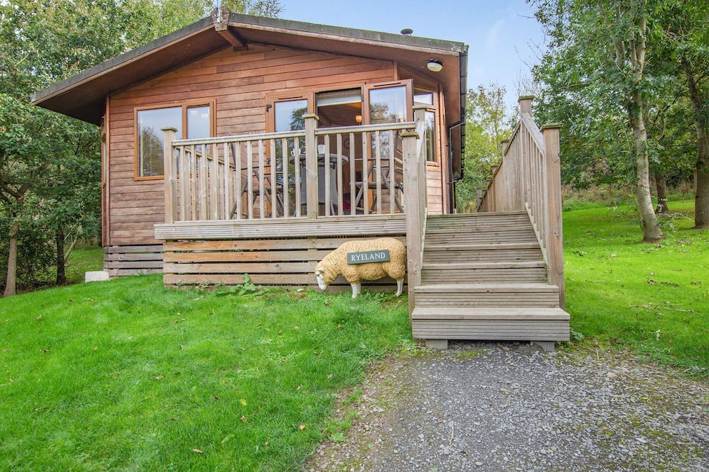Allithwaite Ski Chalet | 2 bedroom accommodation in Cartmel
