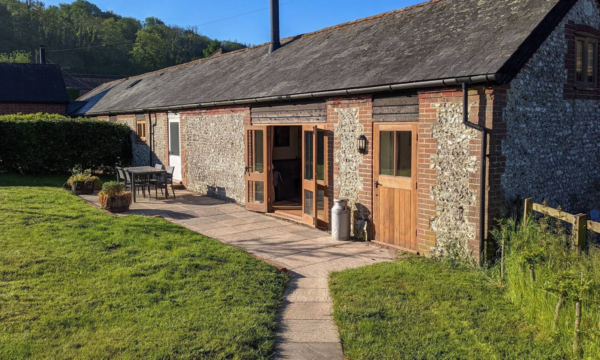 Compton Cottage | 2 bedroom accommodation in Compton, near Chichester