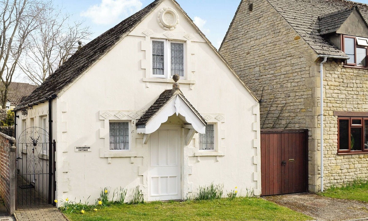 Fairford Cottage | 2 bedroom accommodation in Fairford
