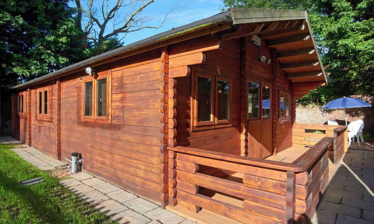 Guyhirn Cottage | 2 bedroom accommodation in Guyhirn