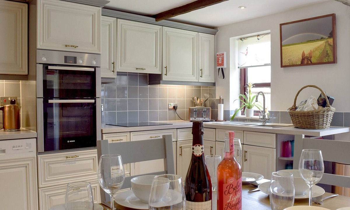 Hickling Cottage | 2 bedroom accommodation in Hickling