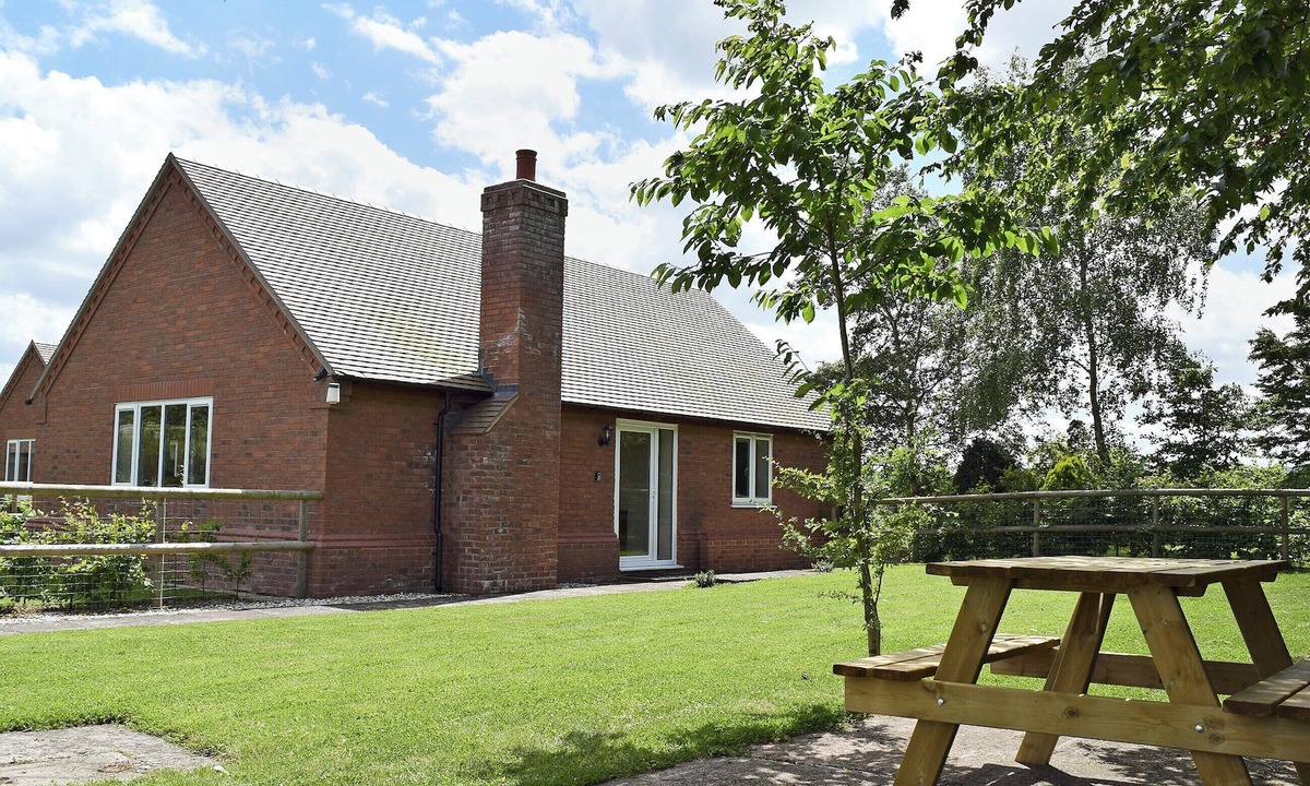 Malvern Cottage | 2 bedroom accommodation in Malvern