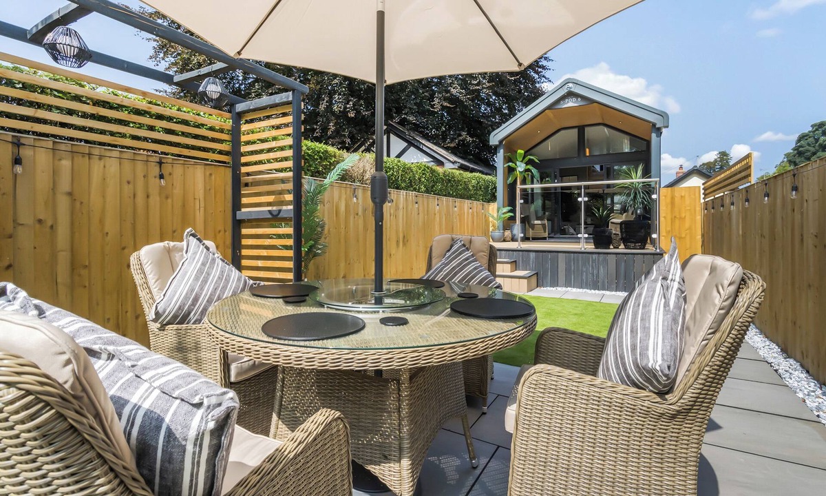 Chirk Cottage | 2 bedroom accommodation in Chirk, near Llangollen