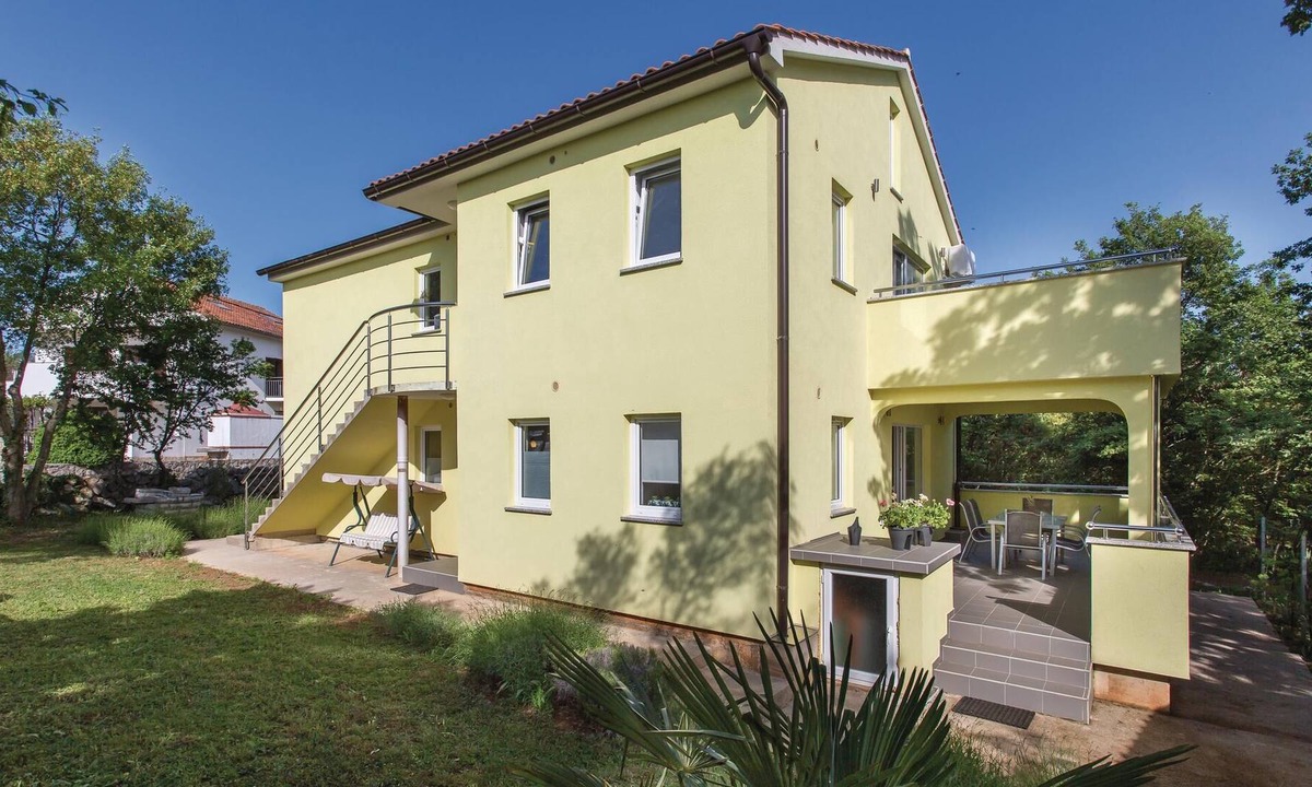 Linardici Apartment | 2 bedroom accommodation in Zgaljici