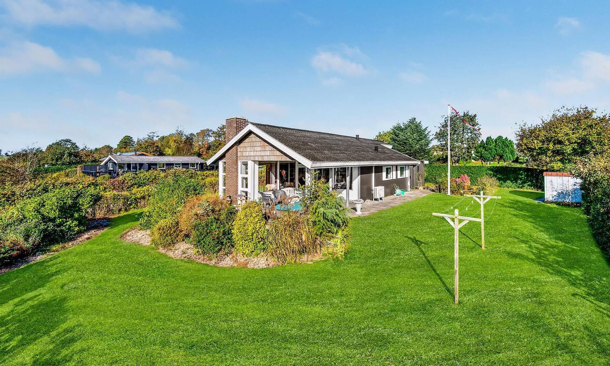 Floutrup House | 2 bedroom accommodation in Roslev