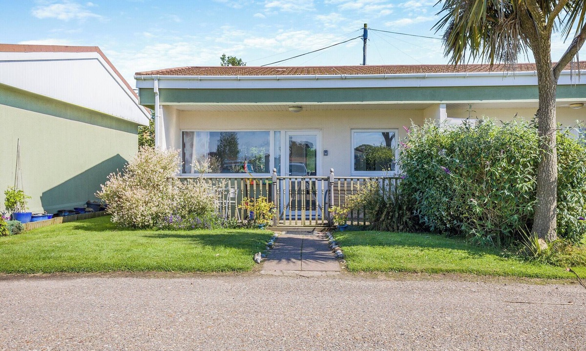 Bacton Cottage | 2 bedroom accommodation in Bacton