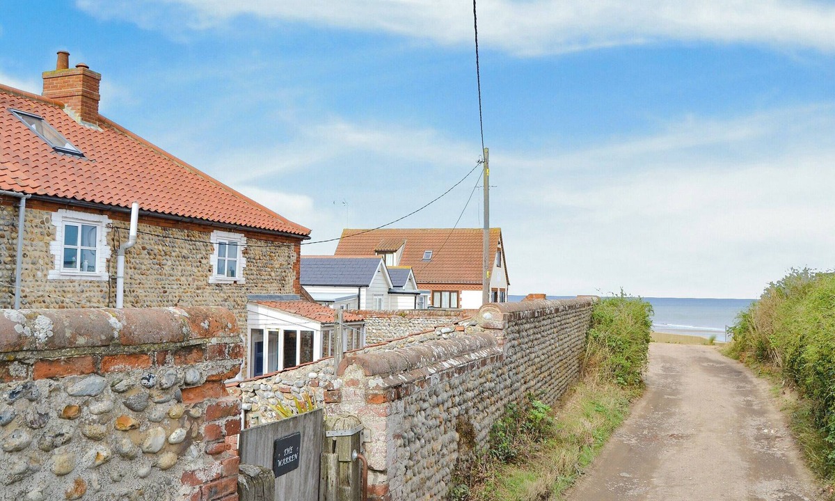 Bacton Cottage | 2 bedroom accommodation in Bacton