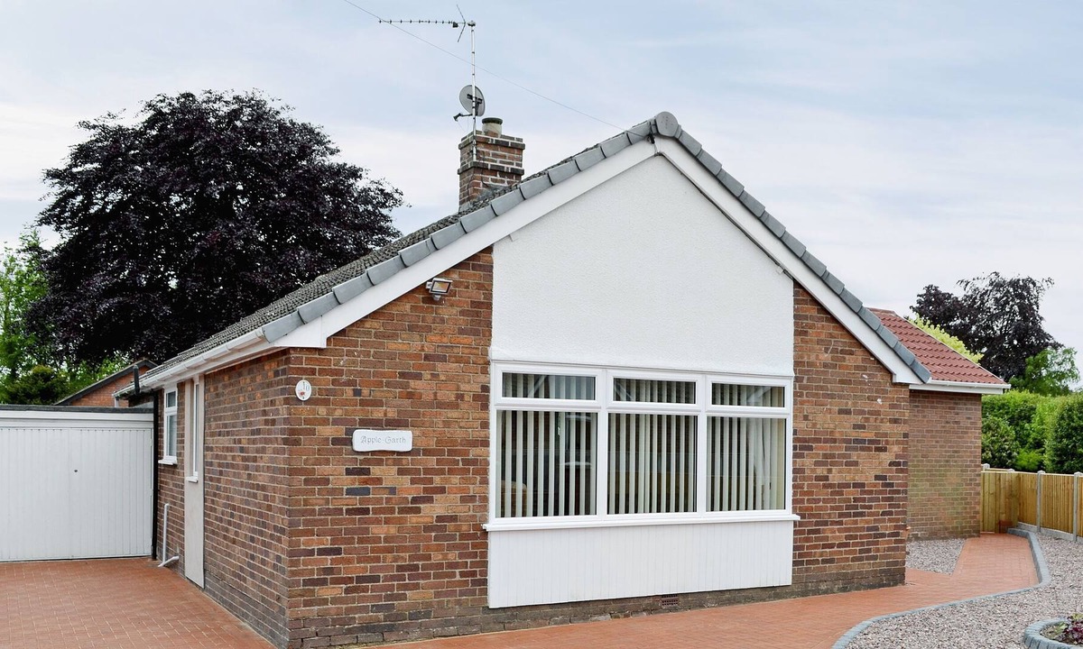 Chirk Cottage | 2 bedroom accommodation in Chirk