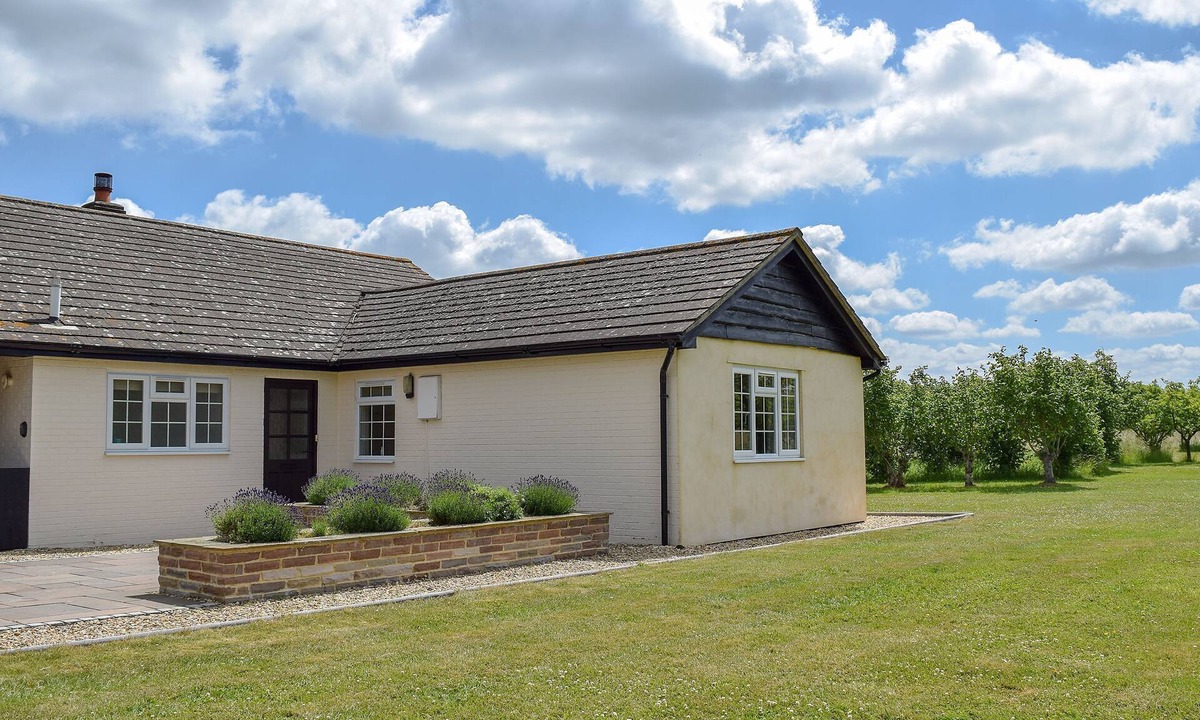 Upton Cottage | 2 bedroom accommodation in Upton, Didcot