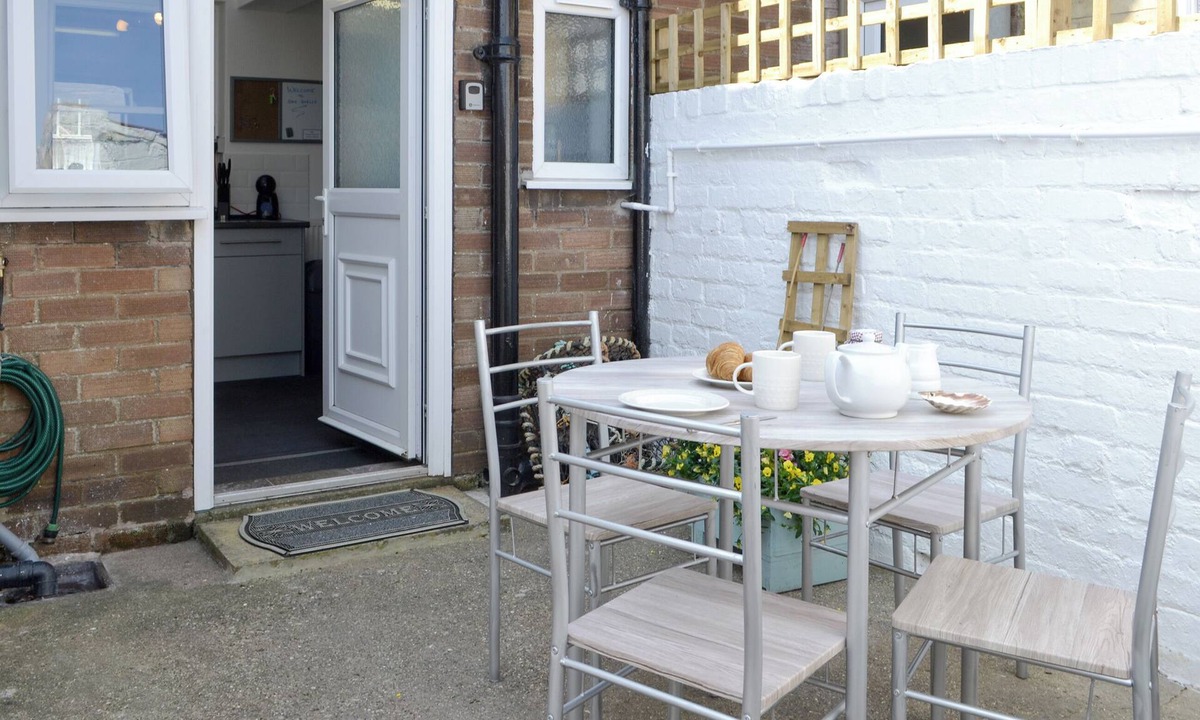 Muston Cottage | 2 bedroom accommodation in Filey