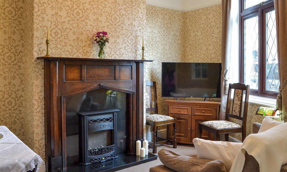 Muston Cottage | 2 bedroom accommodation in Filey
