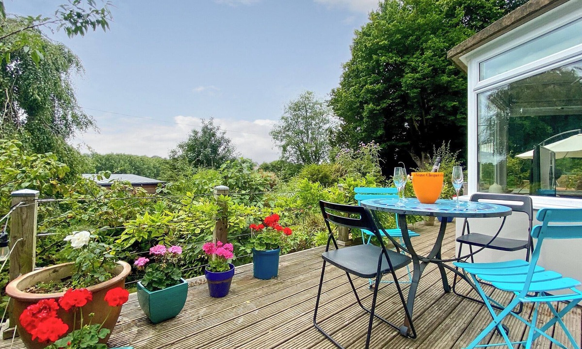 Frome Cottage | 2 bedroom accommodation in Frome