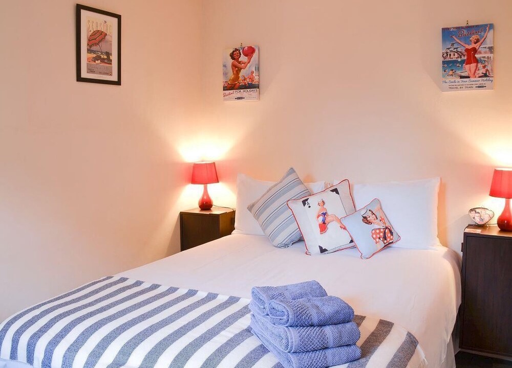 Blackheath Cottage | 2 bedroom accommodation in Blackheath, London