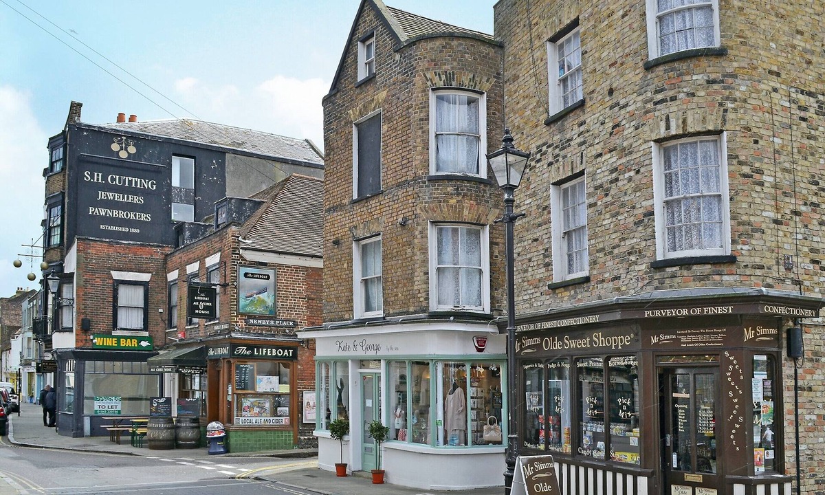 Margate Old Town Cottage | 2 bedroom accommodation in Margate