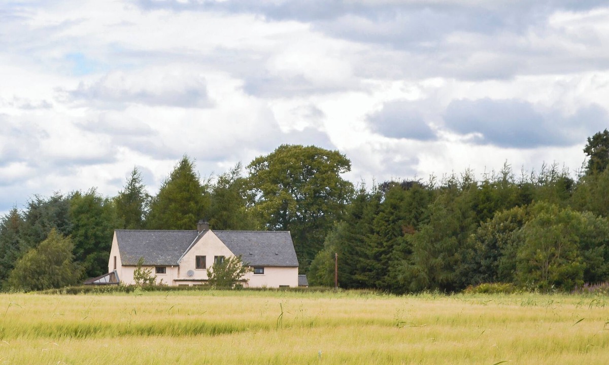 Murthill Cottage | 2 bedroom accommodation in Meigle
