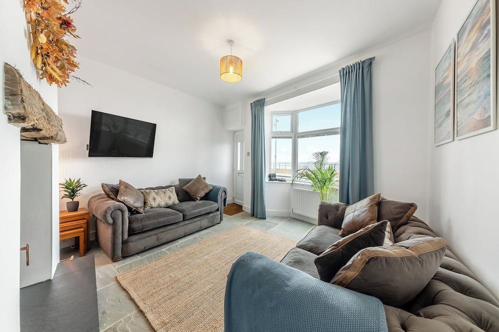 Redcar Cottage | 2 bedroom accommodation in Redcar