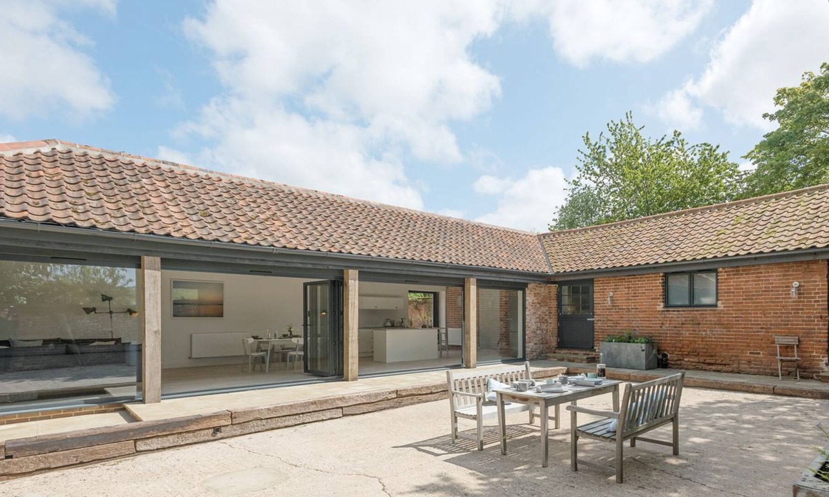 Foxley Cottage | 2 bedroom accommodation in Reepham