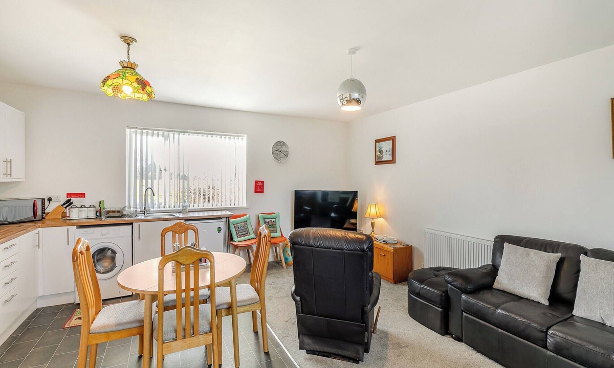 Ripley Cottage | 2 bedroom accommodation in Codnor, near Ripley