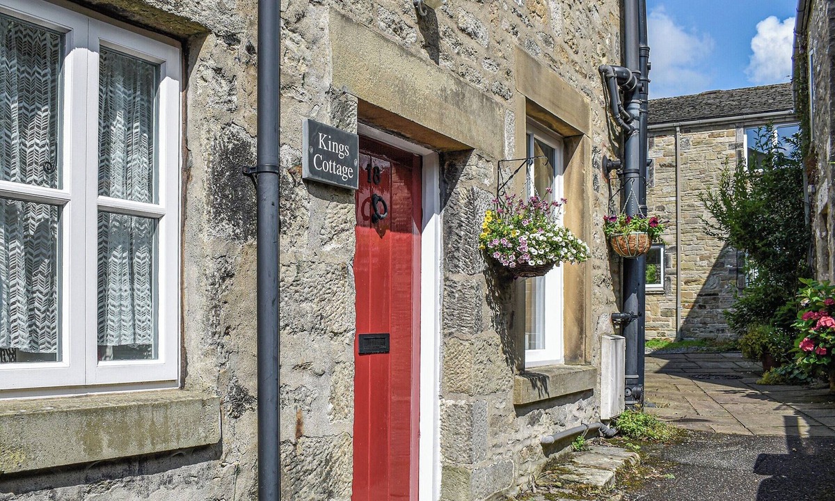 Giggleswick Cottage | 2 bedroom accommodation in Giggleswick, near Settle