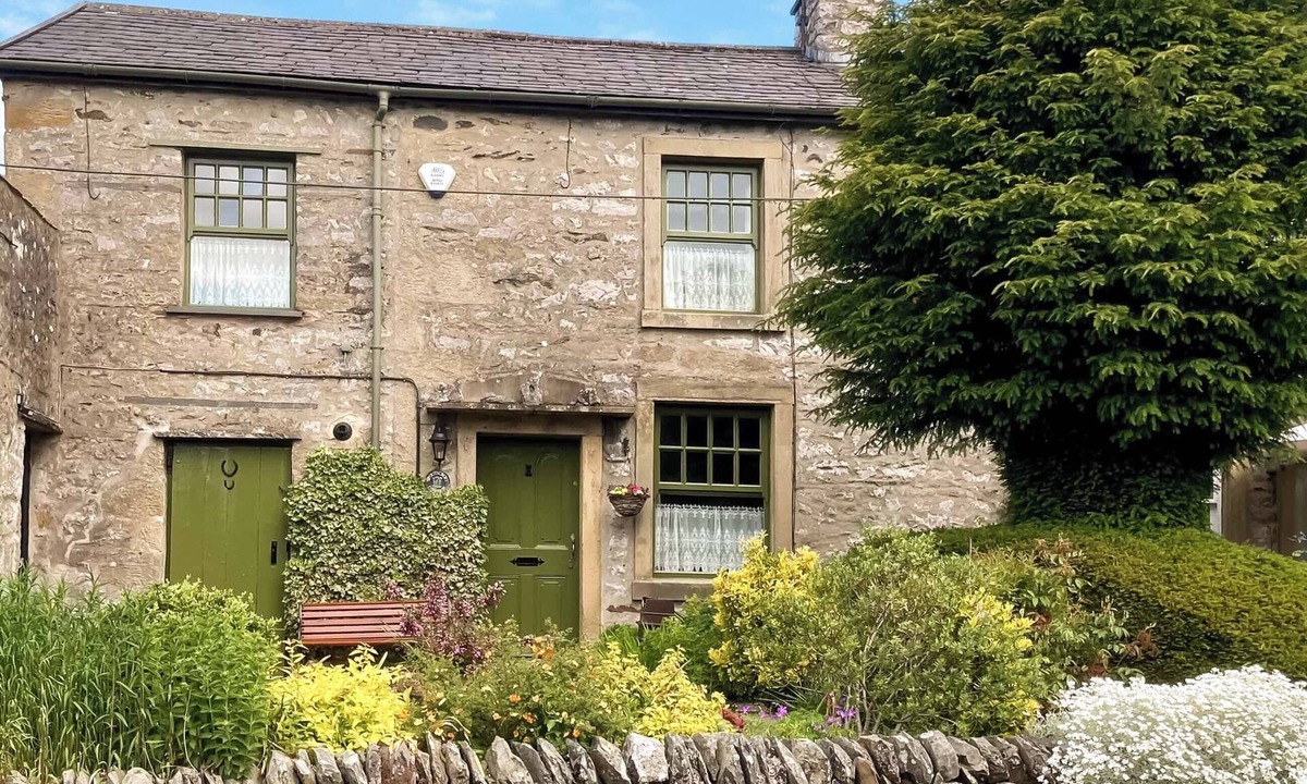 Austwick Cottage | 2 bedroom accommodation in Austwick, near Settle