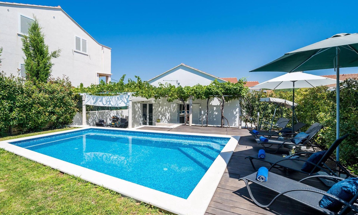 Bosanka House | 2 bedroom accommodation in Bosanka