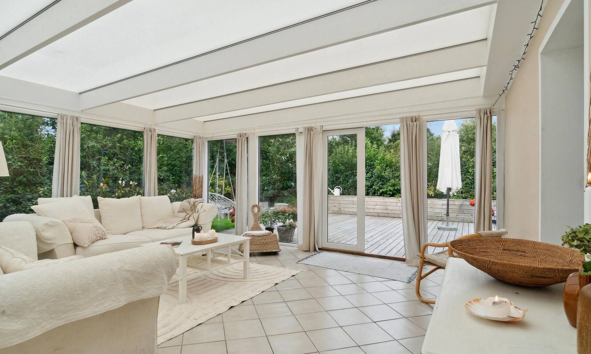 Melby House | 2 bedroom accommodation in Melby