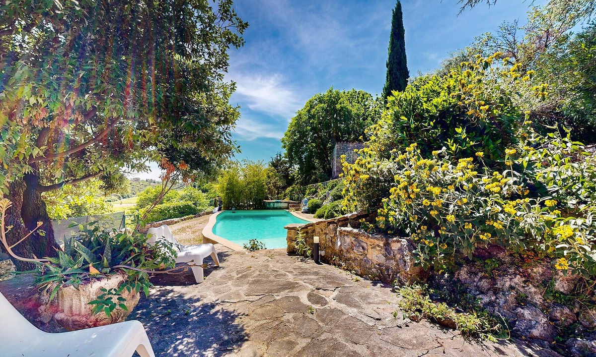 Bidon House | 2 bedroom accommodation in Bidon