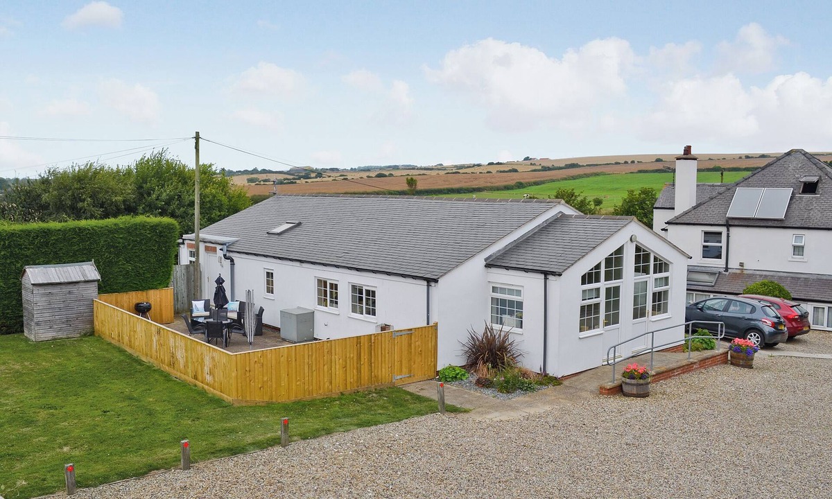 Muston Cottage | 2 bedroom accommodation in Filey