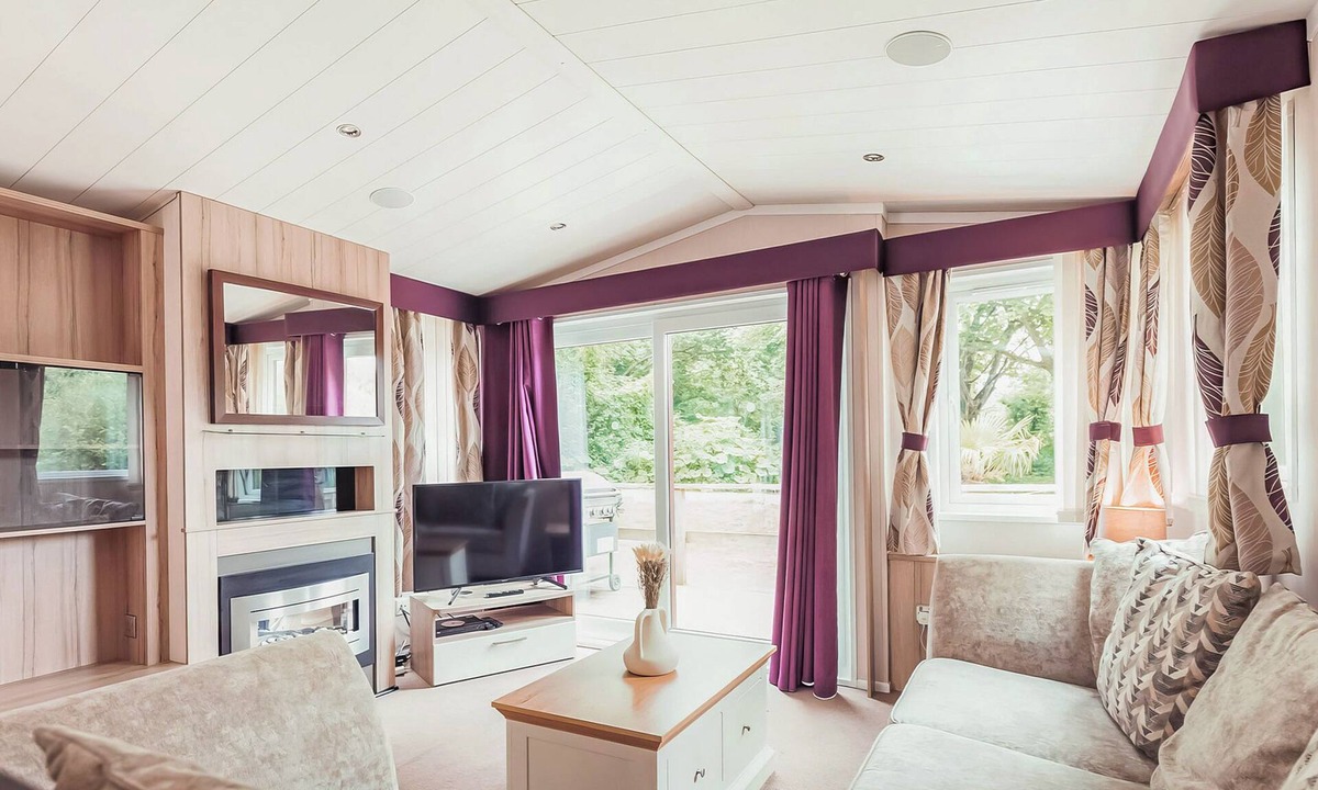 Caerwys Ski Chalet | 2 bedroom accommodation in Caerwys, Flintshire