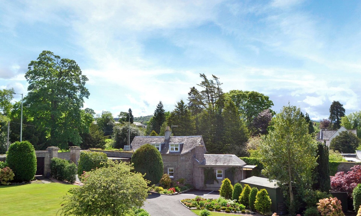 Perth Cottage | 2 bedroom accommodation in Perth