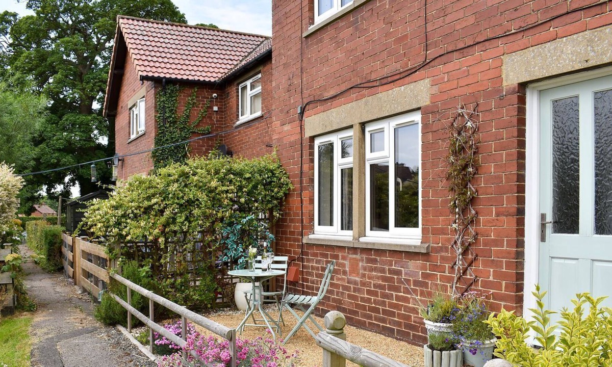 Harome Cottage | 2 bedroom accommodation in Harome, near Helmsley