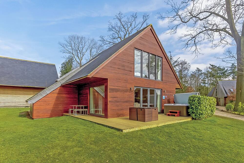 Pocklington Ski Chalet | 2 bedroom accommodation in Pocklington, York