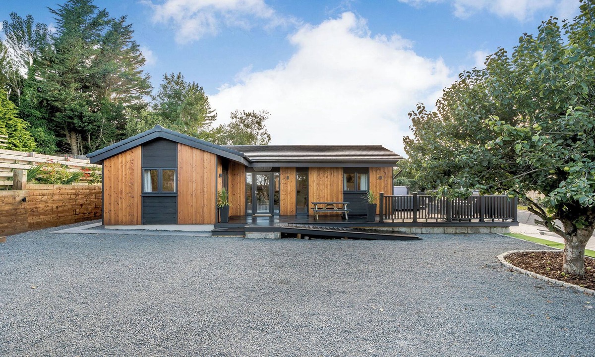 Ayr Cottage | 2 bedroom accommodation in Ayr