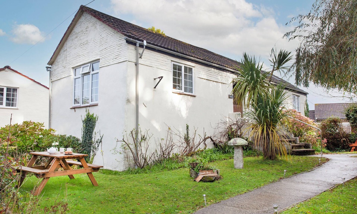 Looe Cottage | 2 bedroom accommodation in Looe