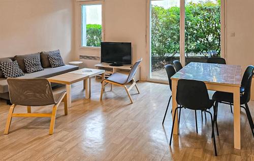 Le Pellerin Apartment | 2 Bedroom Amazing Apartment In Le Pellerin