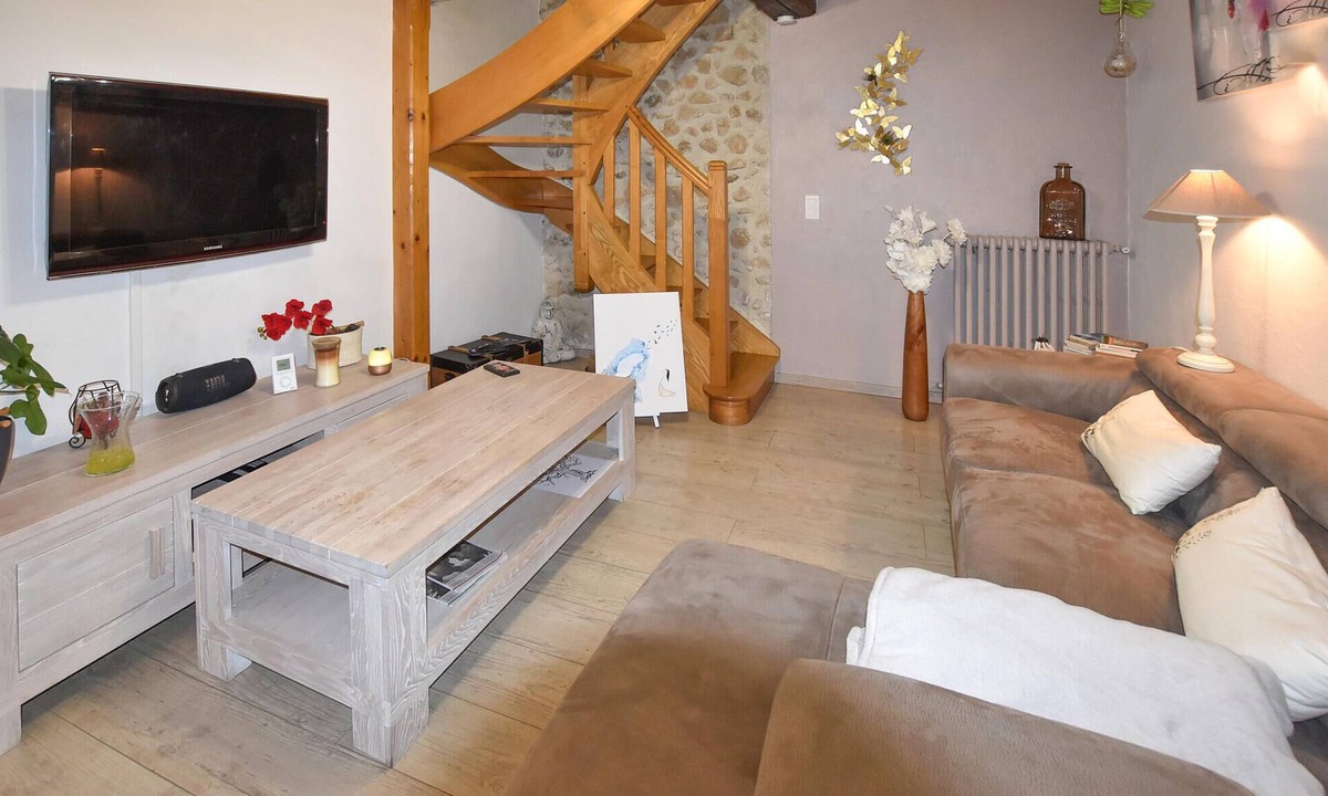 Vedene House | 2 bedroom amazing home in Vedène