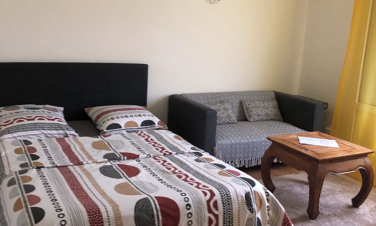 Beauvais Apartment | 2-bedroom apartment