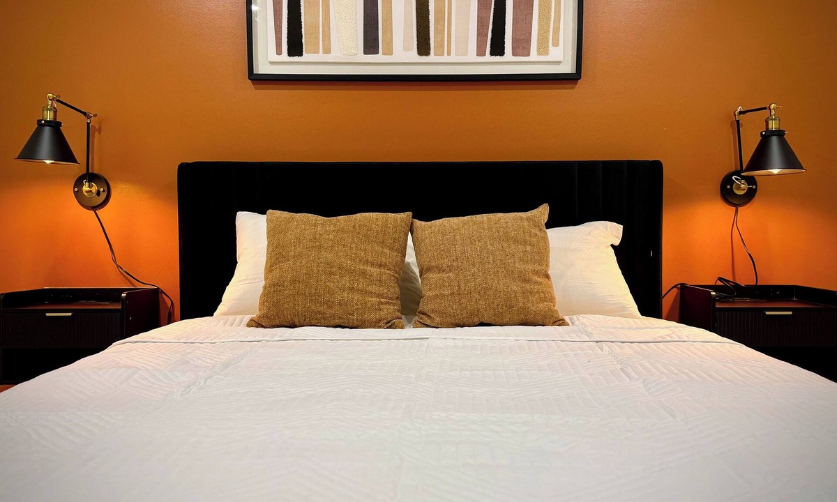 Utica Apartment | 2-bedroom apartment in serene Utica with Fast WiFi for relaxing stays