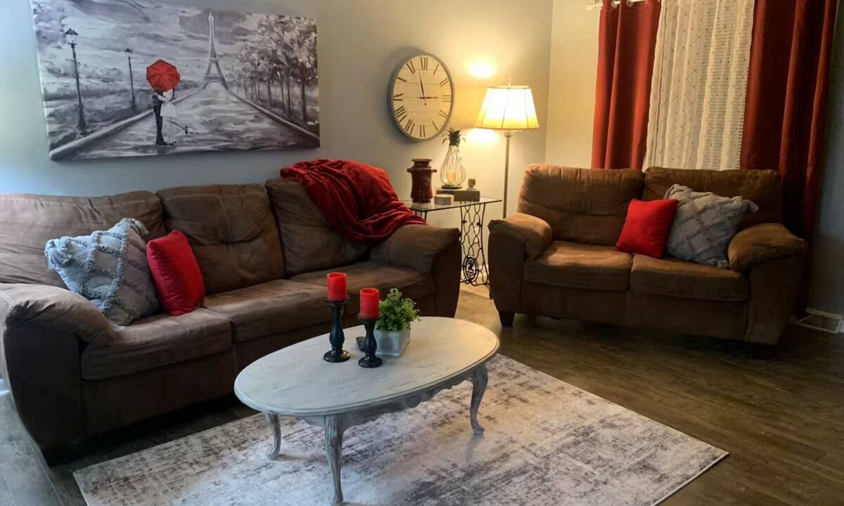 Scottsbluff Apartment | 2-bedroom apartment in lovely Scottsbluff with all amenities