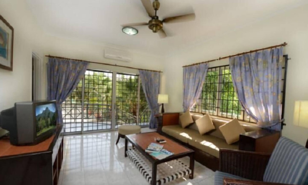 Padang Matsirat Apartment | 2 Bedroom Apartment with Pool View