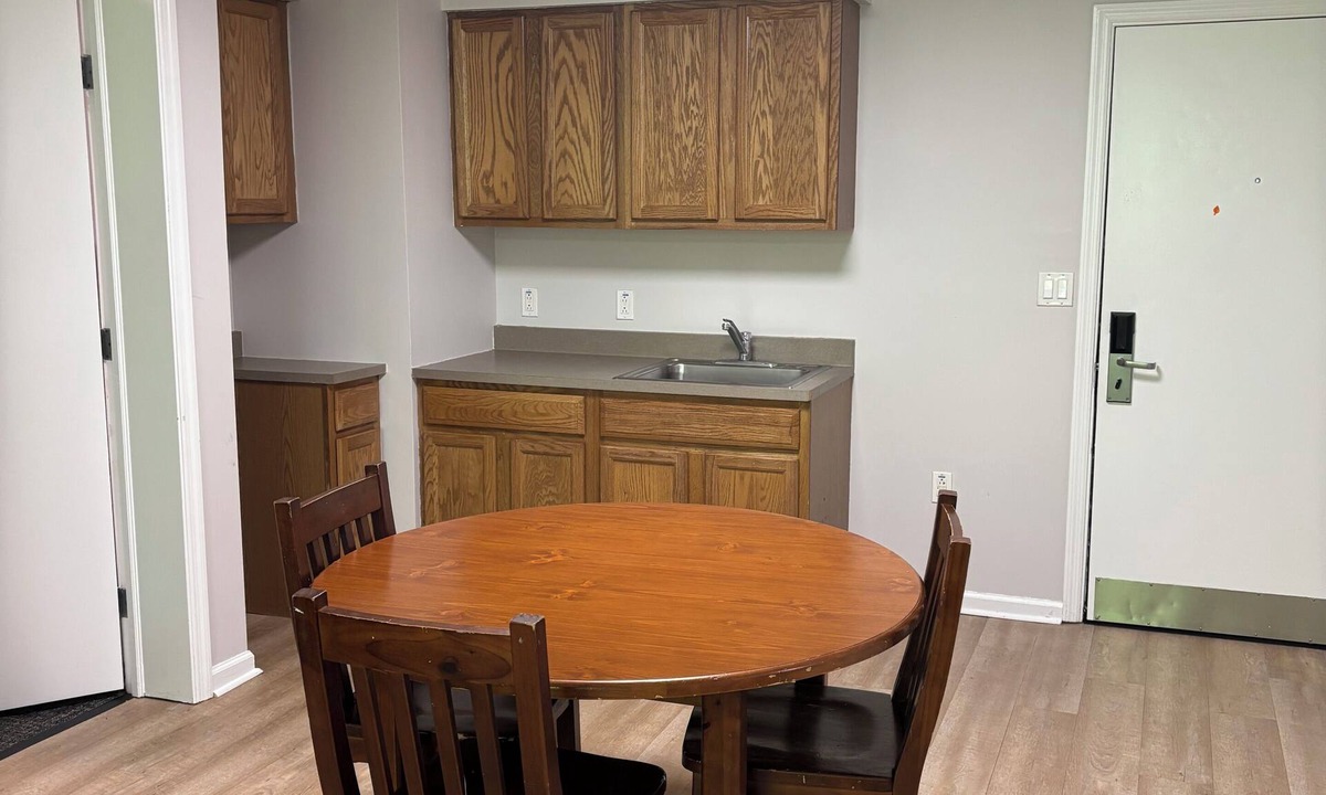 Caldwell Apartment | 2-bedroom apartment with AC in Caldwell, NJ