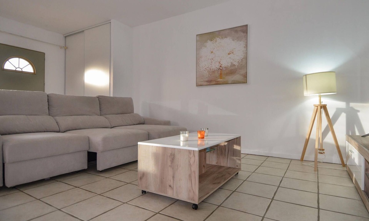 Pont-Saint-Esprit House | 2 bedroom awesome home in Pont Saint Esprit