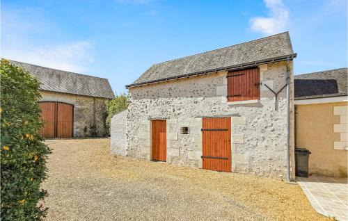 Chateau-la-Valliere House | 2 Bedroom Awesome Home In Château-La-Vallière