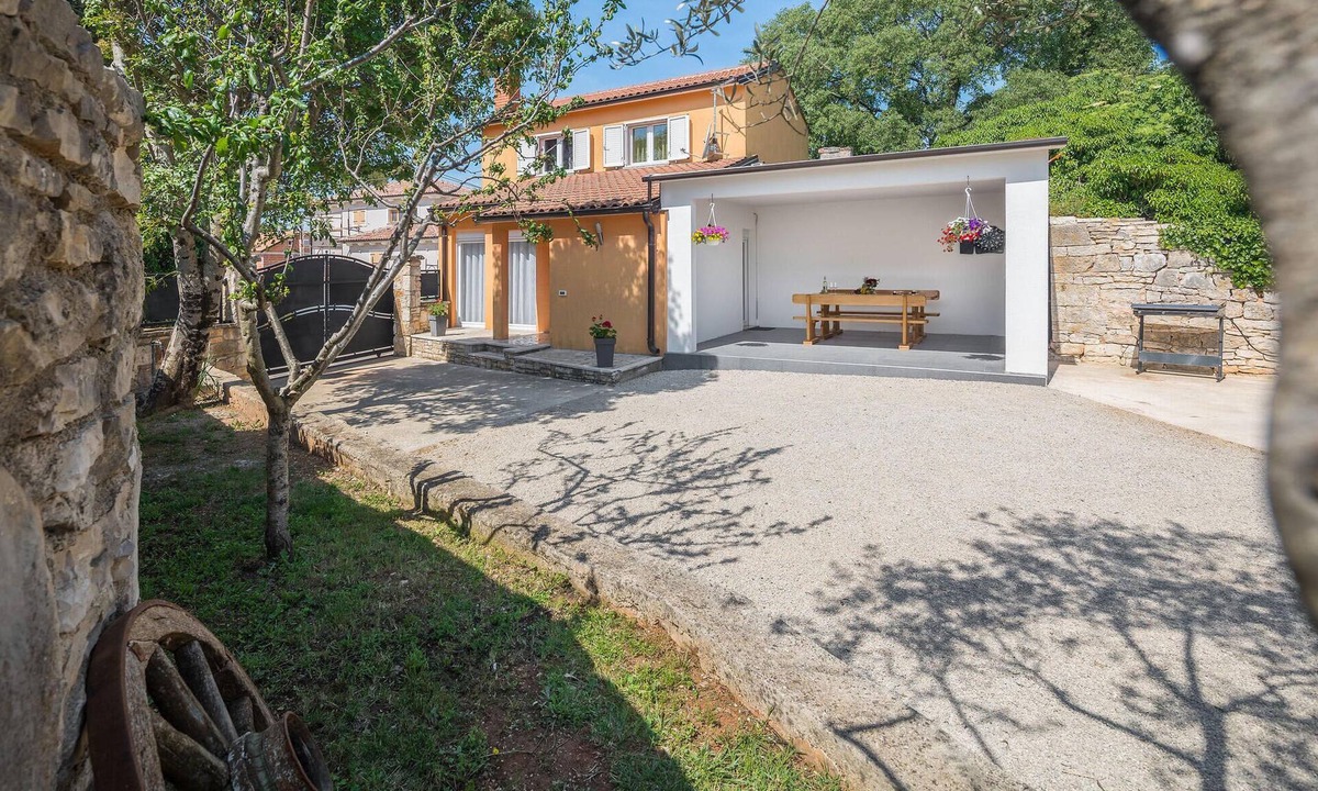 Rovinjsko Selo House | 2 bedroom awesome home in Rovinjsko Selo